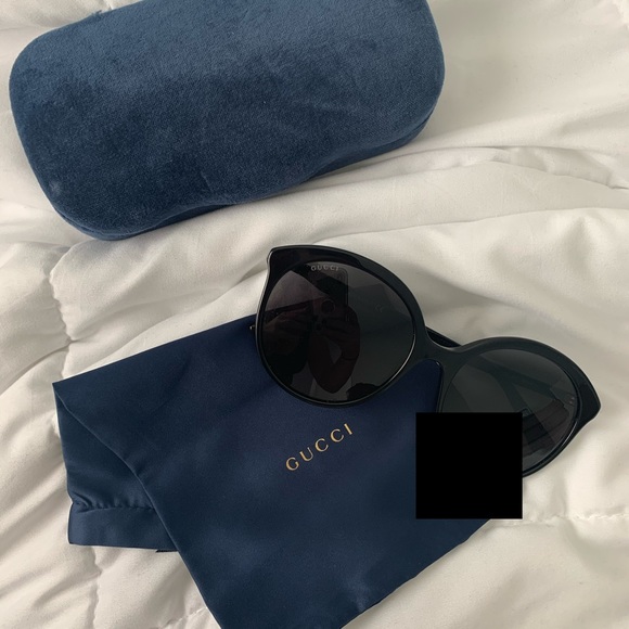 Gucci Sunglasses like new - Picture 3 of 8
